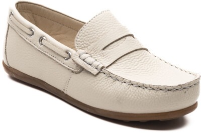 Boys on sale cream loafers